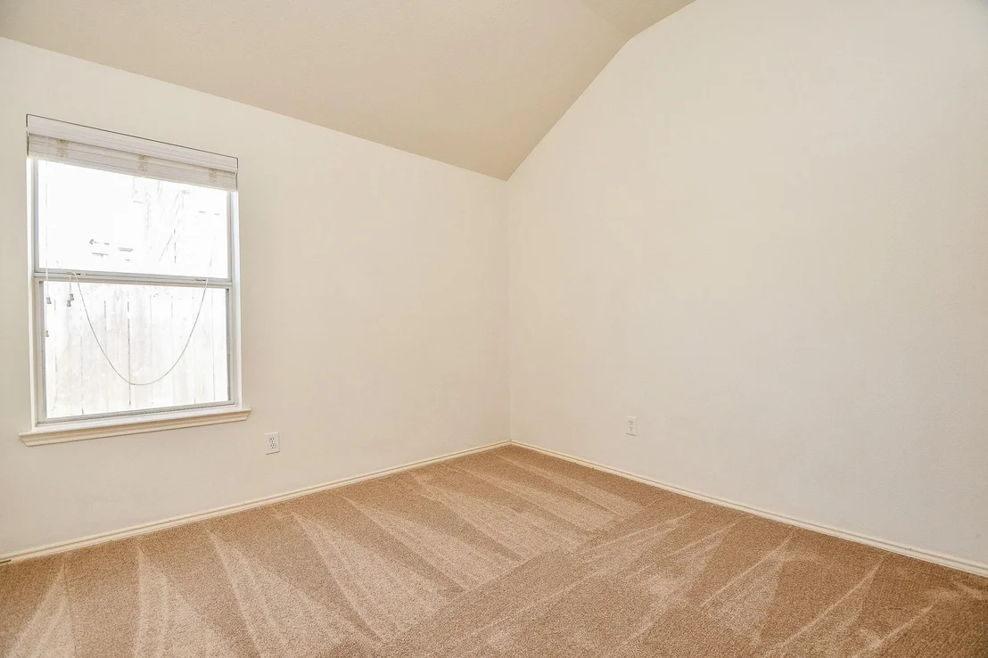 Photo of 24515 Colonial Birch Lane