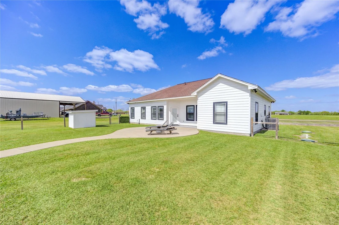 Photo of 931 Angus Trail