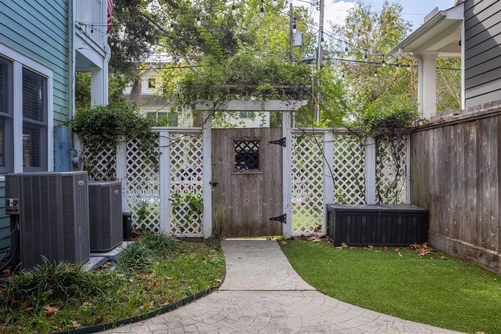 Photo of 401 Redan Street