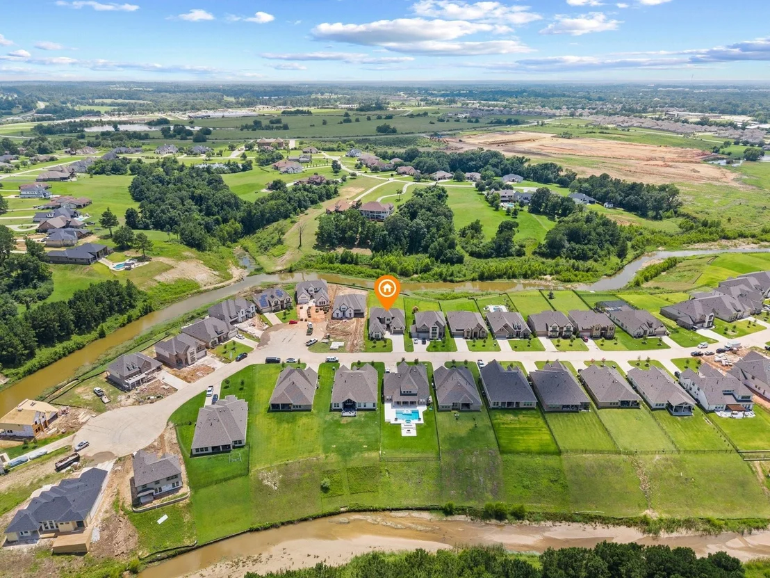 Photo of 262 Peninsula Point Drive