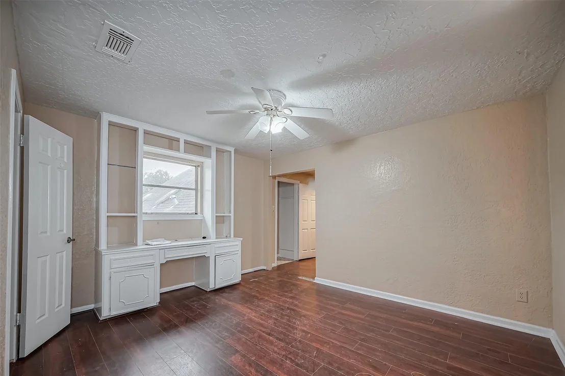 Photo of 4015 Black Locust Drive