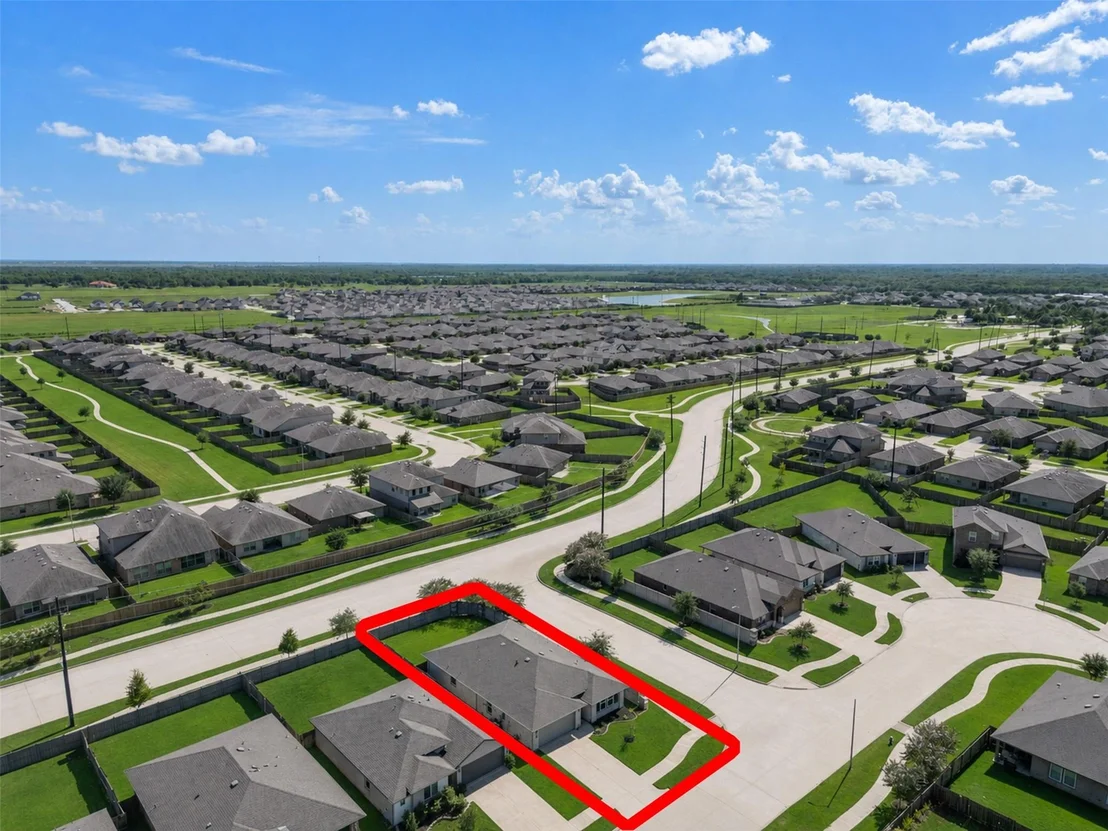 Photo of 818 Betsy Hill Drive