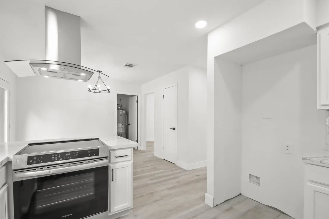 Photo of 19431 Enchanted Oaks Drive