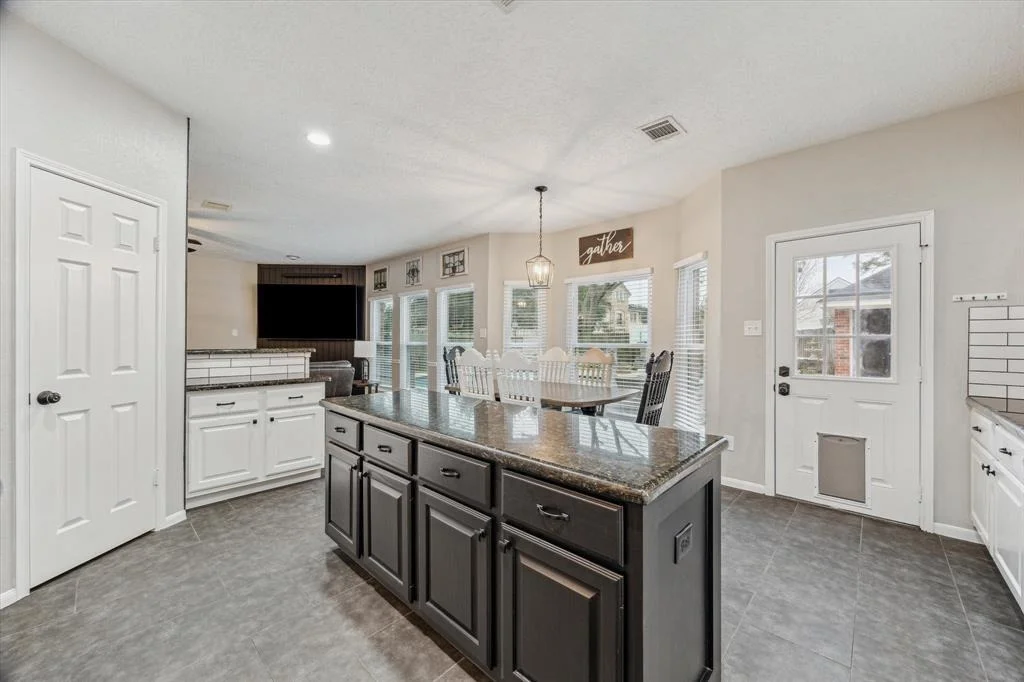 Photo of 904 Laurelfield Drive