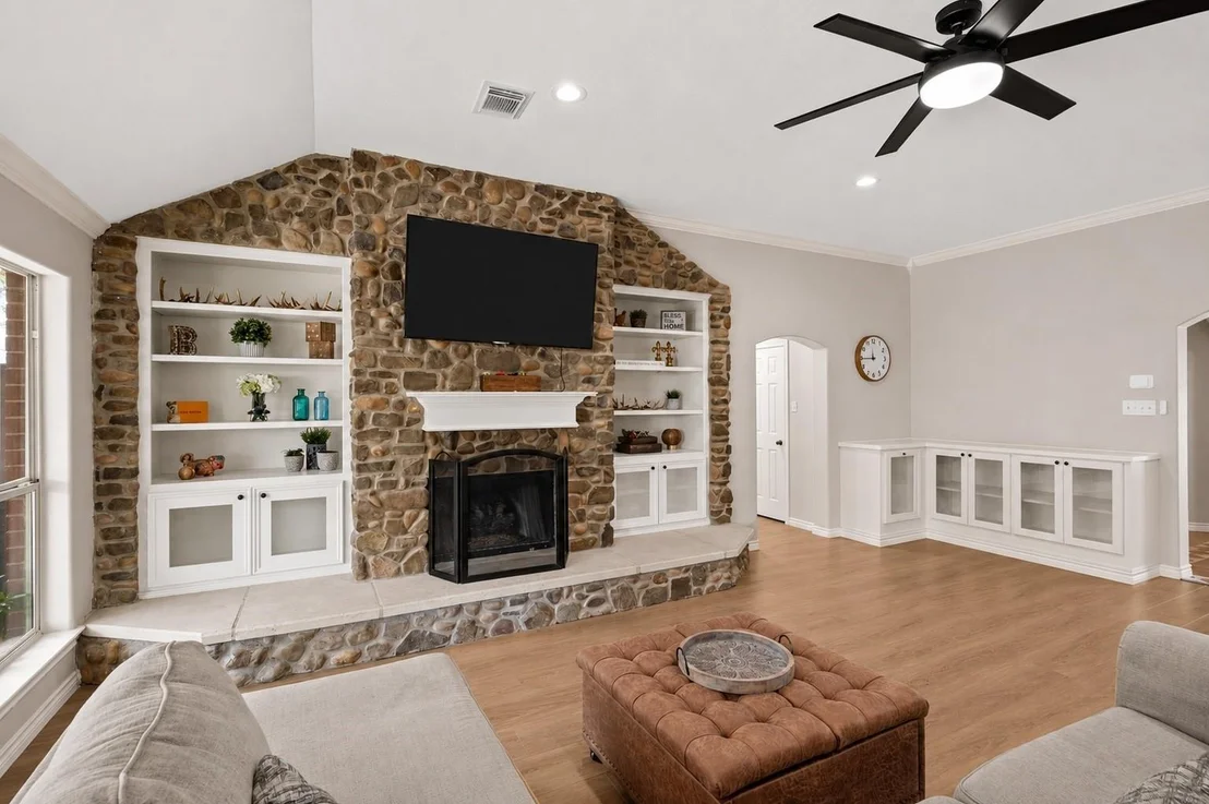 Photo of 9403 Highland Pointe Drive