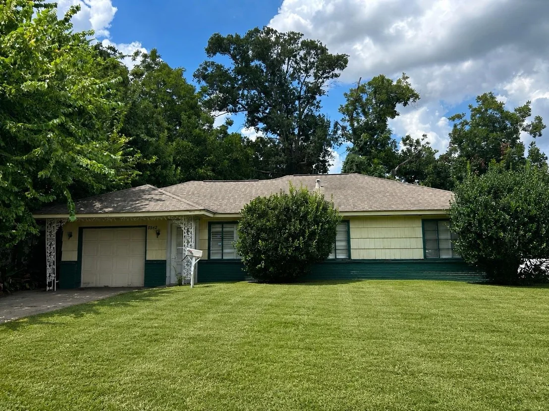 Photo of 8542 Highcrest Drive
