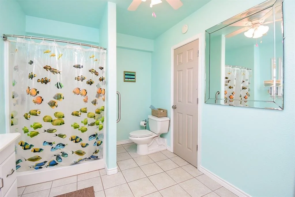 Photo of 1039 Bayview Drive