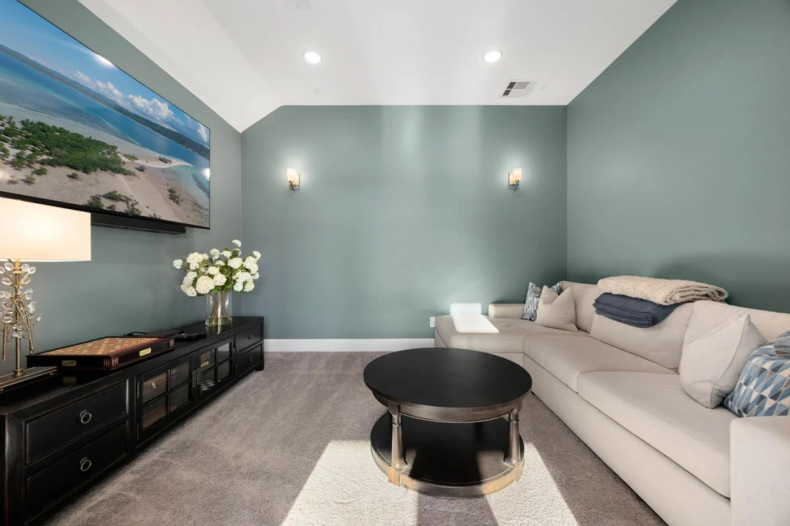 Photo of 1614 Primrose Lane