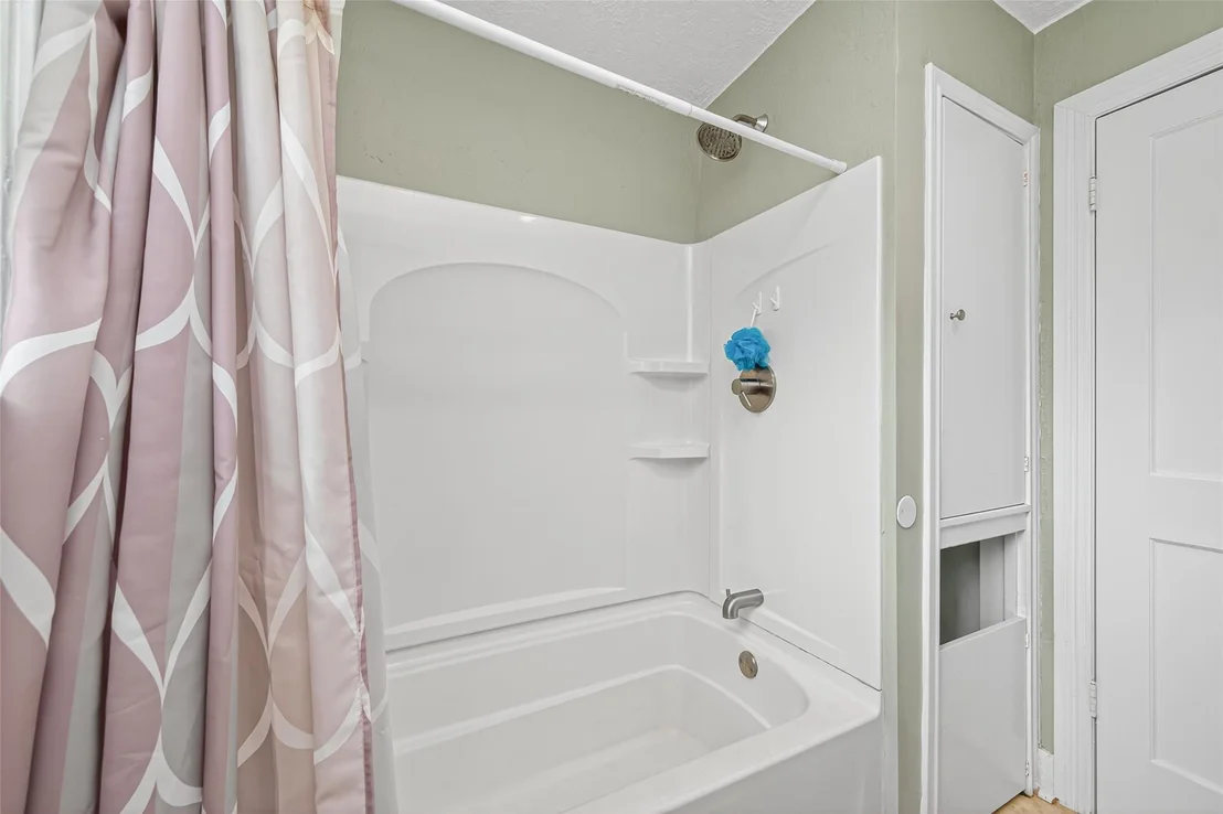 Photo of 507 Springwater Drive