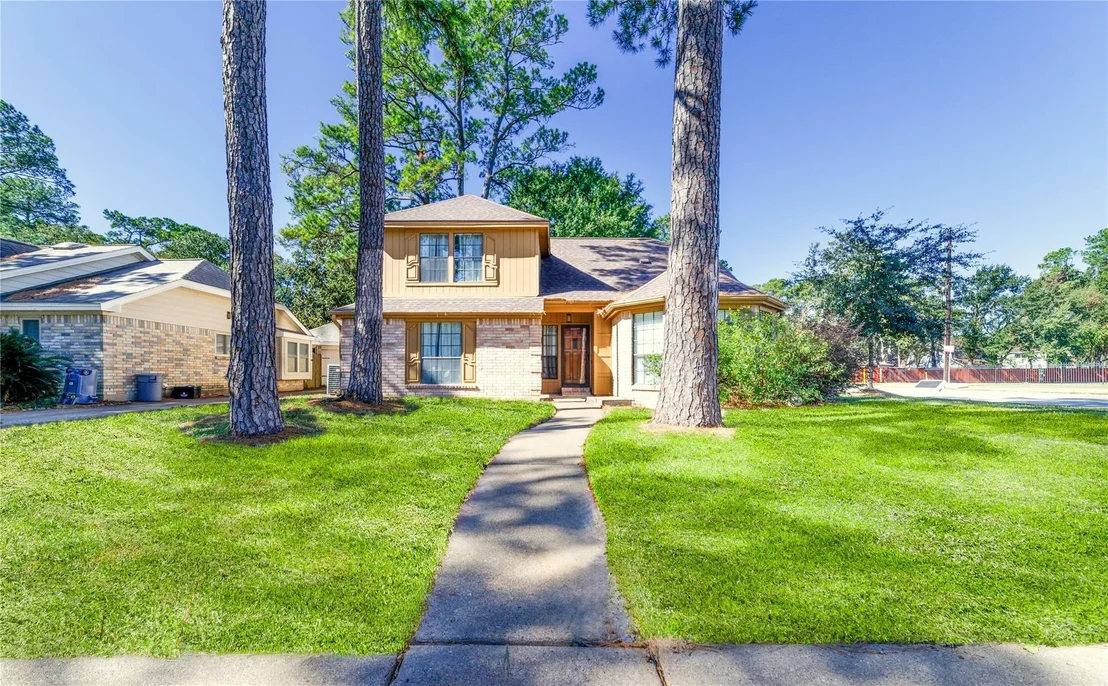 Photo of 15627 Lago Villa Drive