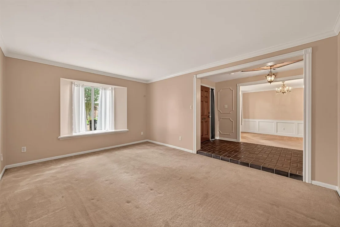 Photo of 6210 Claridge Drive
