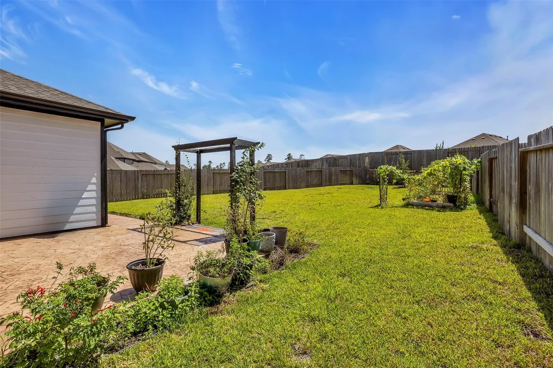 Photo of 10309 Horseshoe Lake Trail