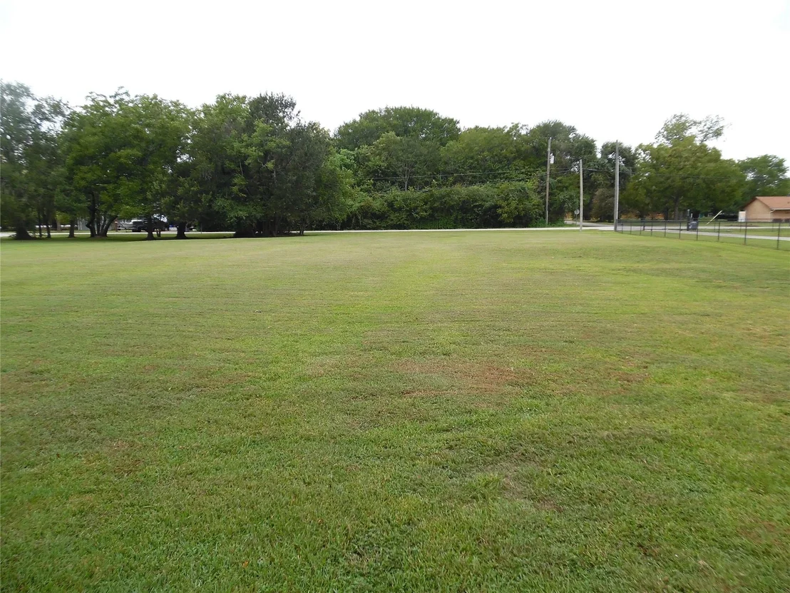Photo of 14084 Highway 6