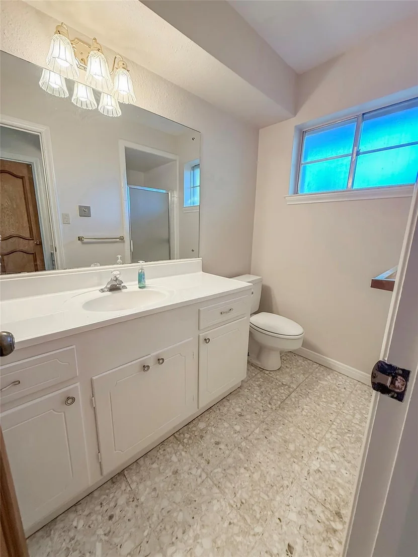 Photo of 104 Iris Street