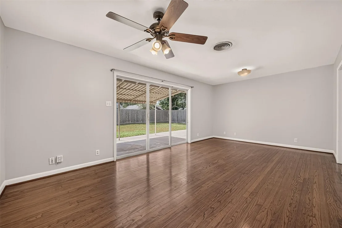 Photo of 4749 Redstart Street