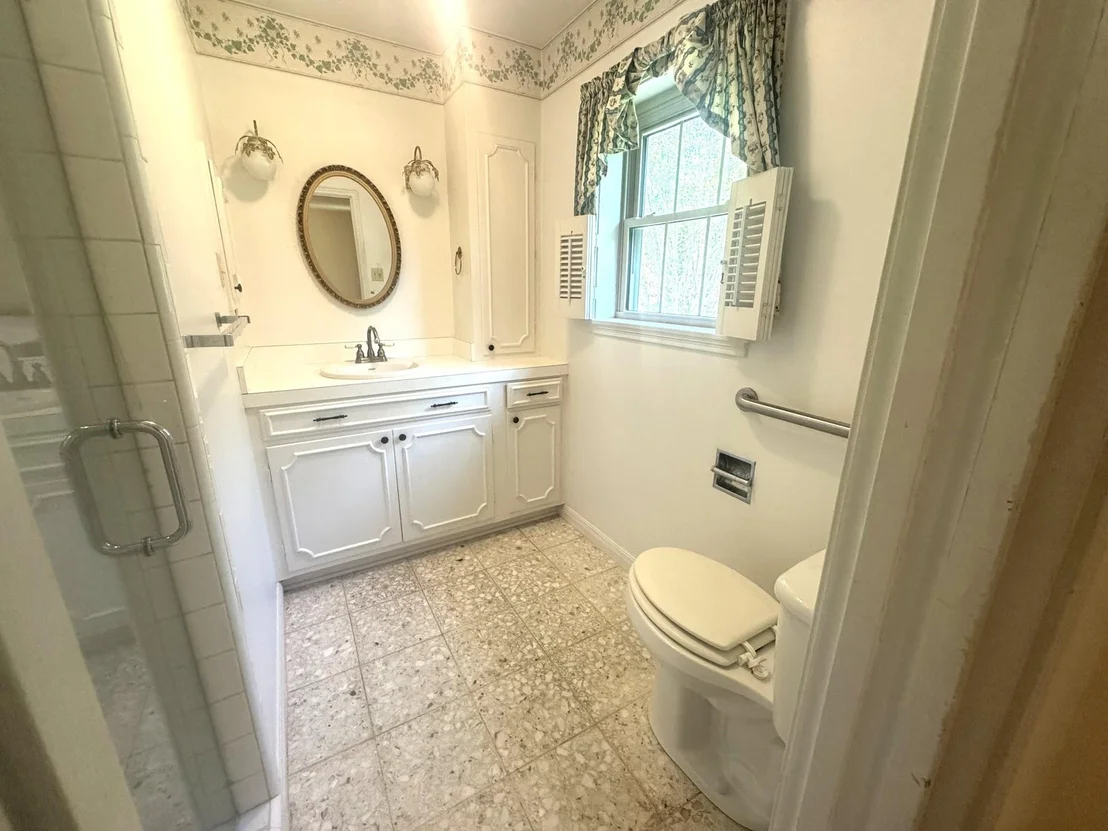 Photo of 803 Merry Lane