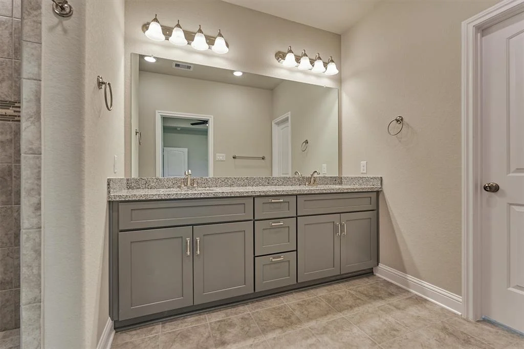 Photo of 10477 Valley Drive N