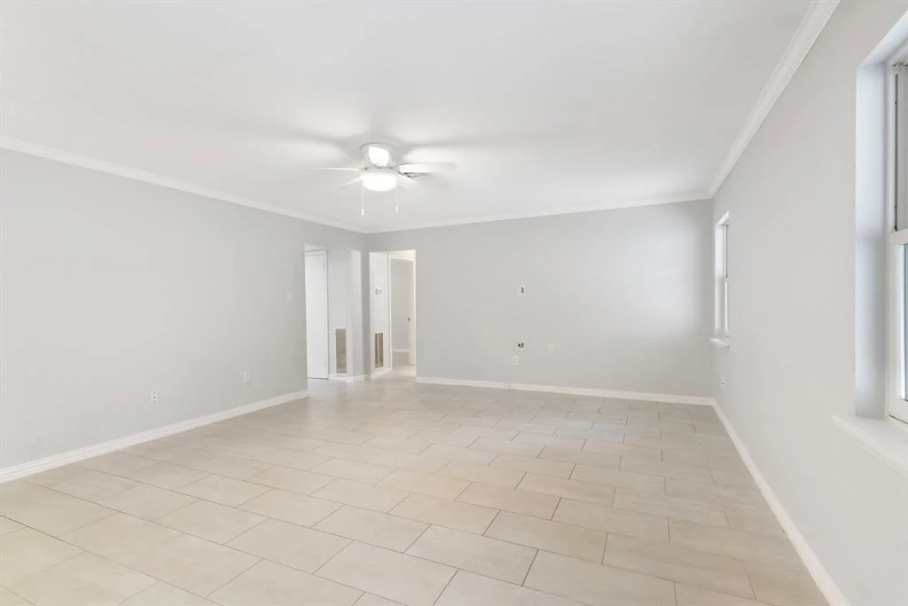 Photo of 16202 Surrey Lane