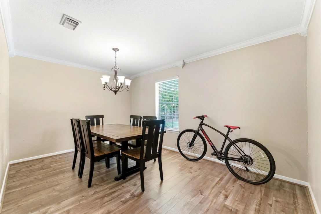 Photo of 10820 Longleaf Drive