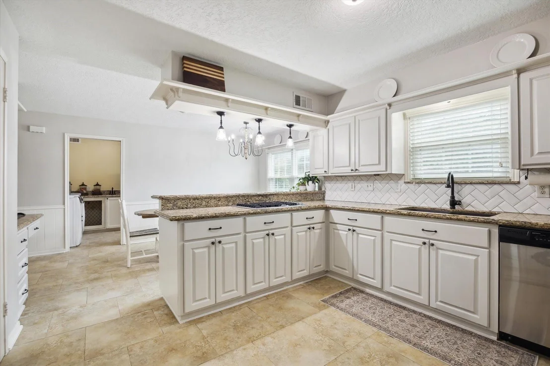 Photo of 13302 Taylorcrest Road