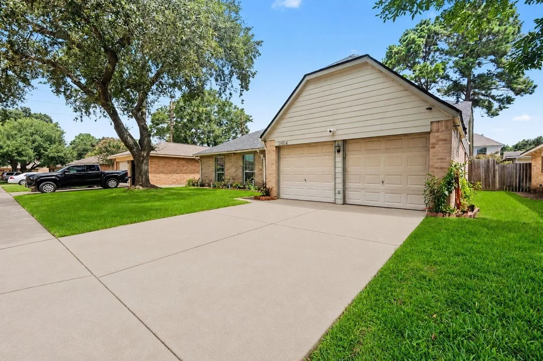 Photo of 19814 Redroot Drive