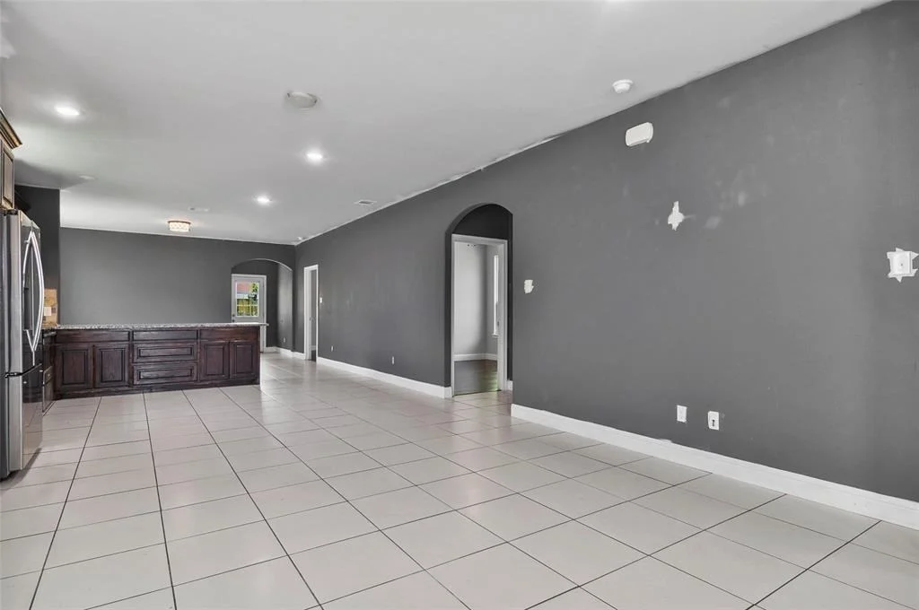 Photo of 431 Sabine Avenue