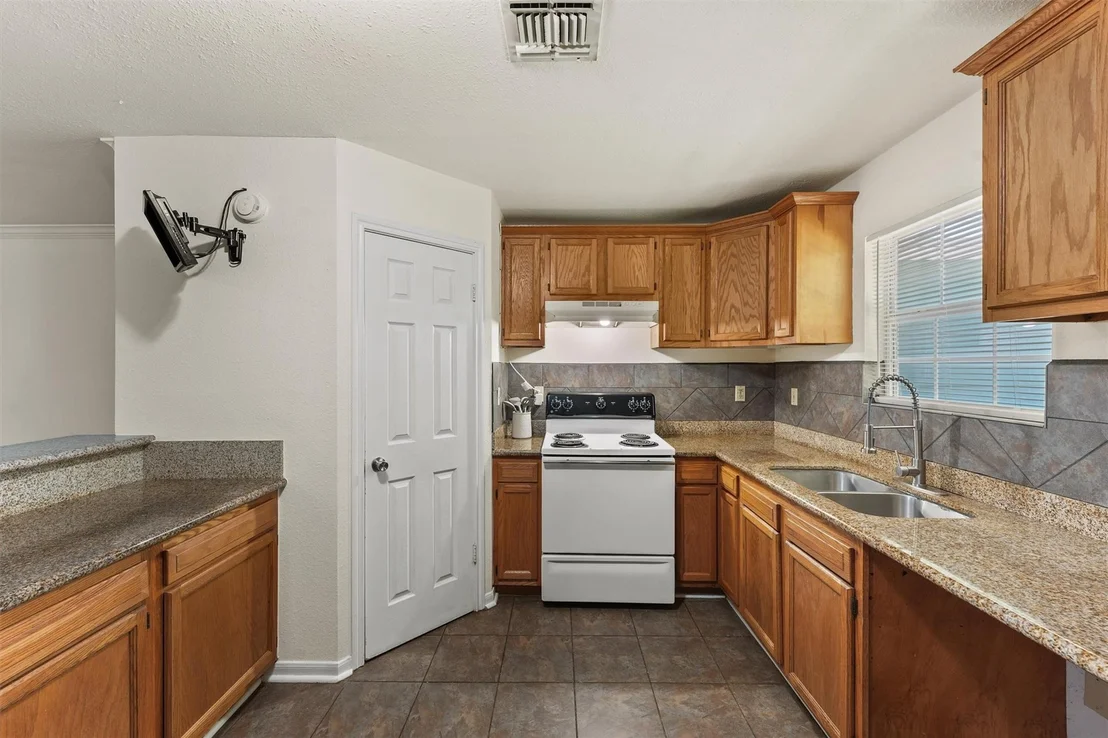 Photo of 1314 Robert Street