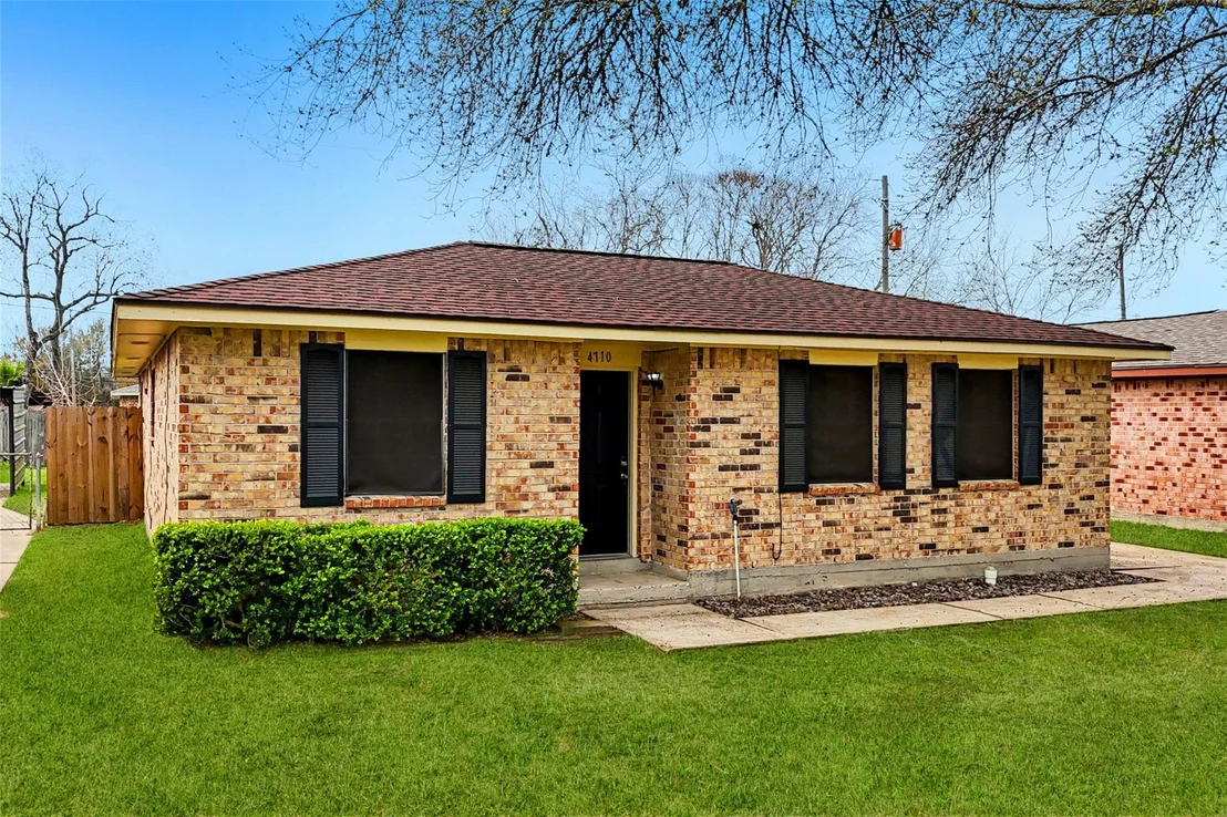 Photo of 4710 Pine Street
