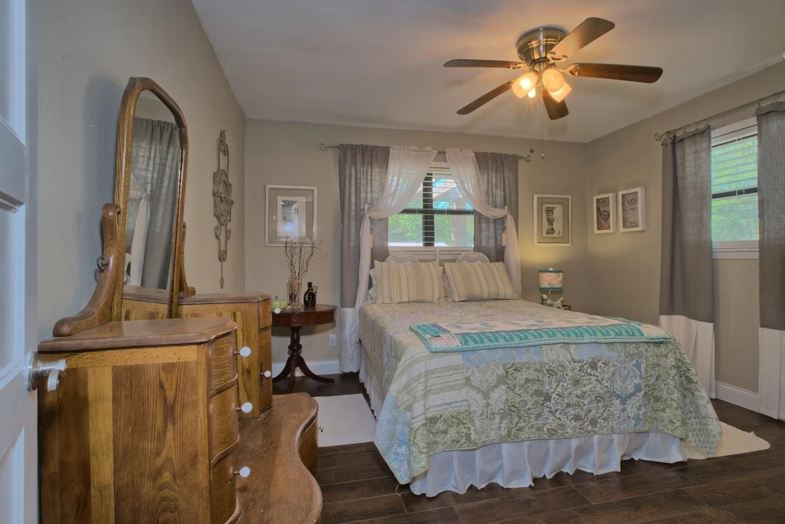 Photo of 385 Cedar Ridge