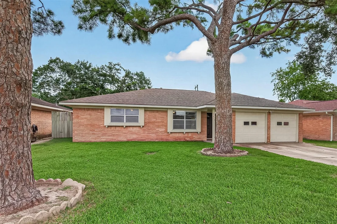 Photo of 7415 Troulon Drive
