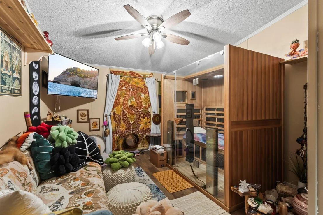 Photo of 5912 Mesquite Dr