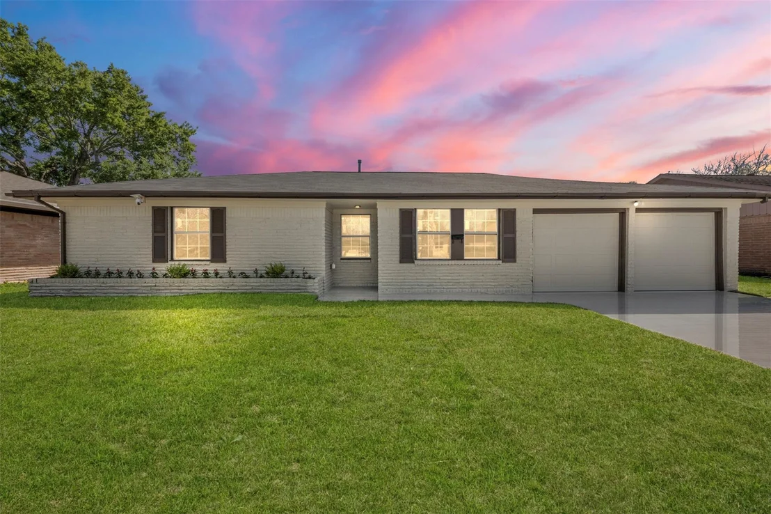 Photo of 4115 Trail Lake Drive