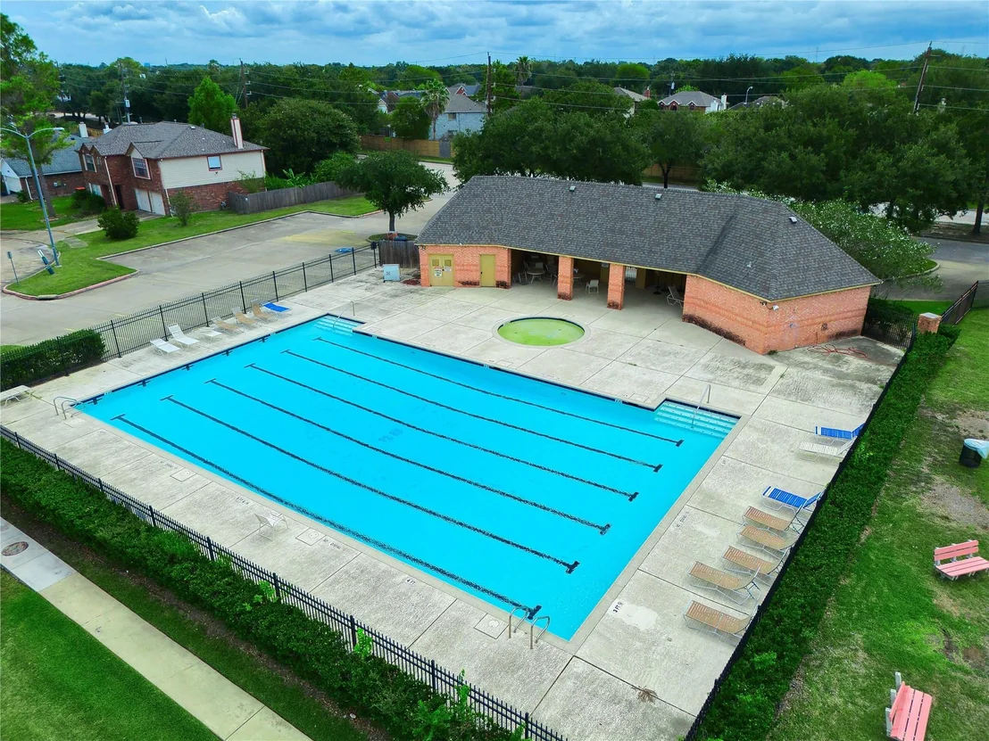 Photo of 8942 Norham Drive