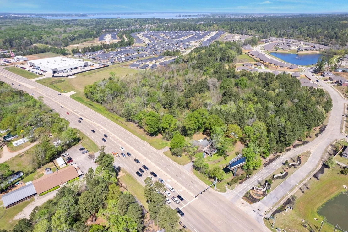 Photo of 6020 Highway 105