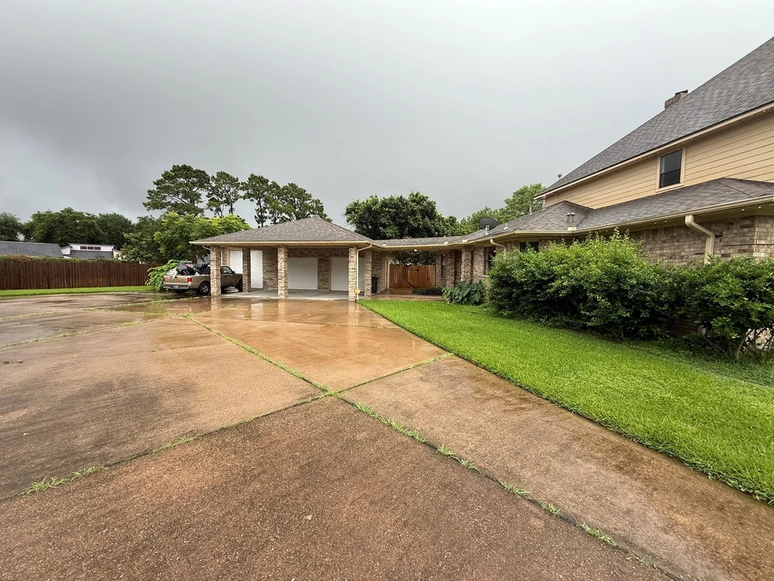 Photo of 3113 Dow Circle