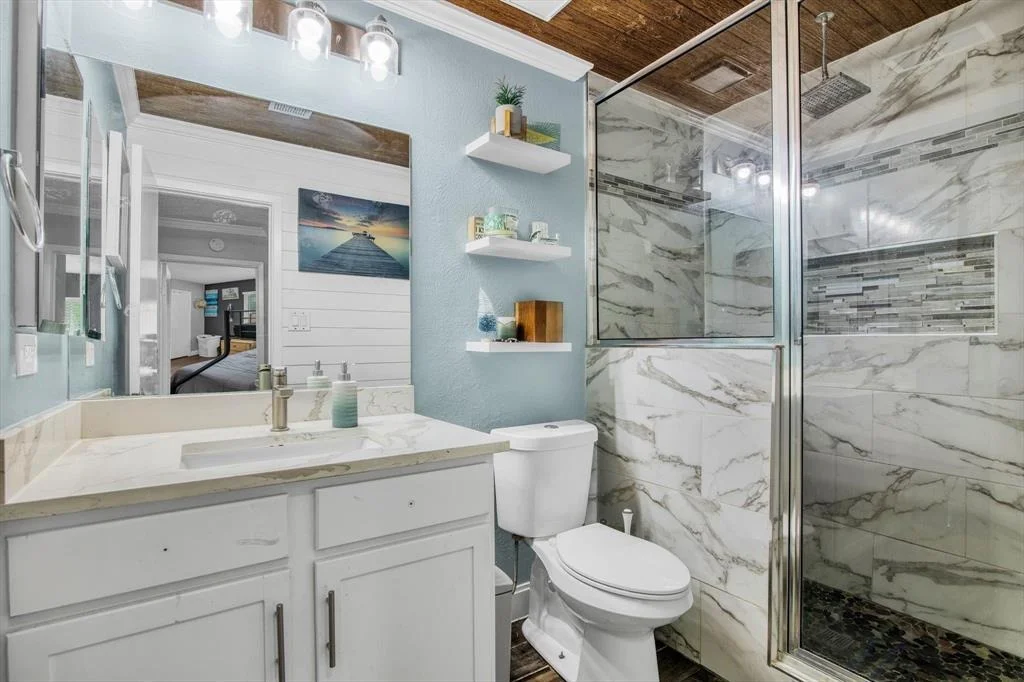 Photo of 21214 Castlemont Lane