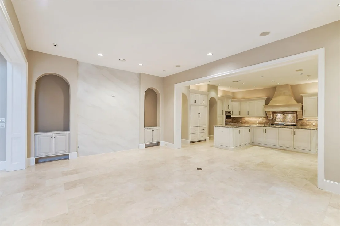 Photo of 5626 Terwilliger Way