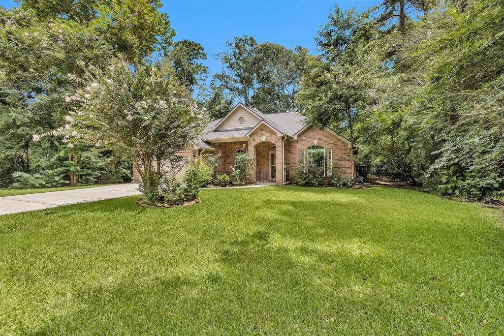 Photo of 9081 N Comanche Circle