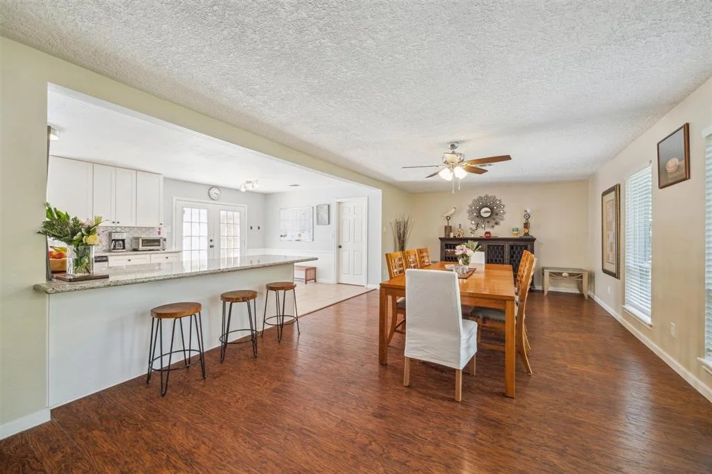 Photo of 13915 Cedar Point Drive