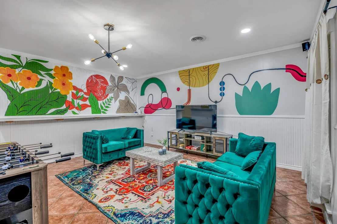 Photo of 2608 Grape Lane
