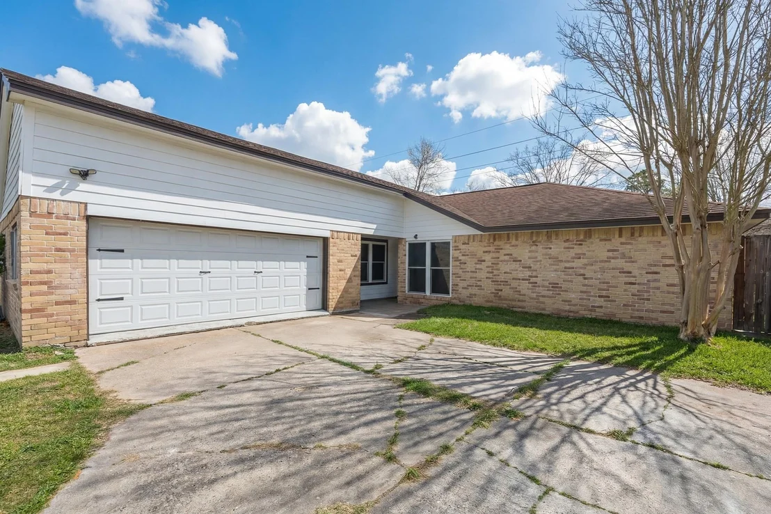 Photo of 5819 Sunnygate Drive