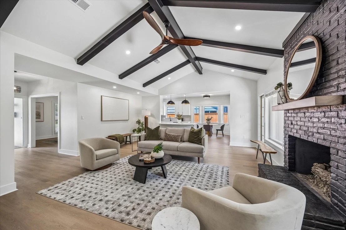 Photo of 607 Blue Willow Drive