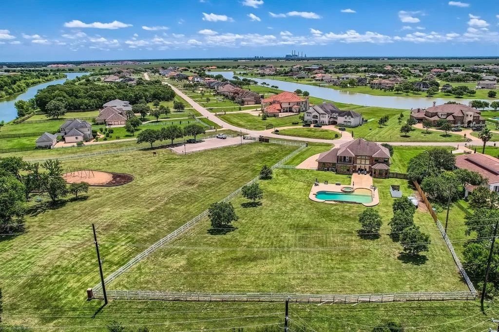 Photo of 1102 Nautical Lane