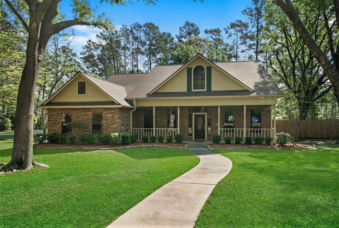Photo of 2400 Hollowbrook Lane