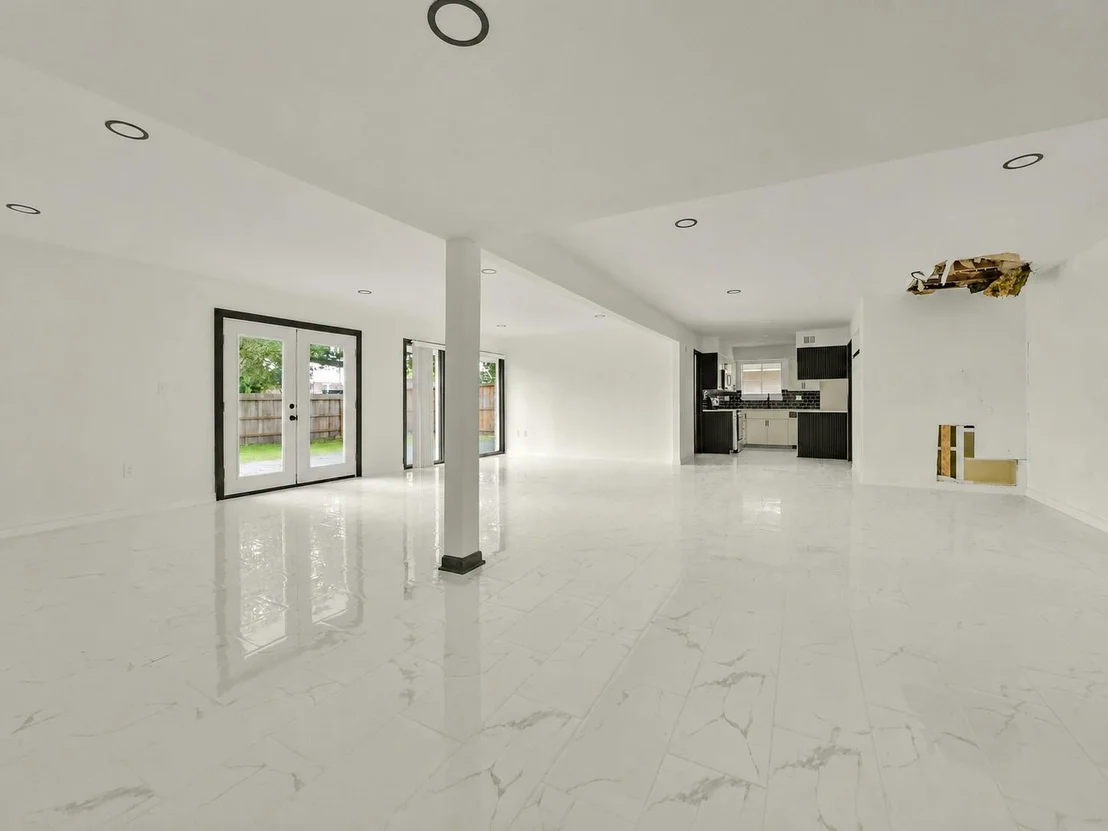 Photo of 1616 Redway Lane