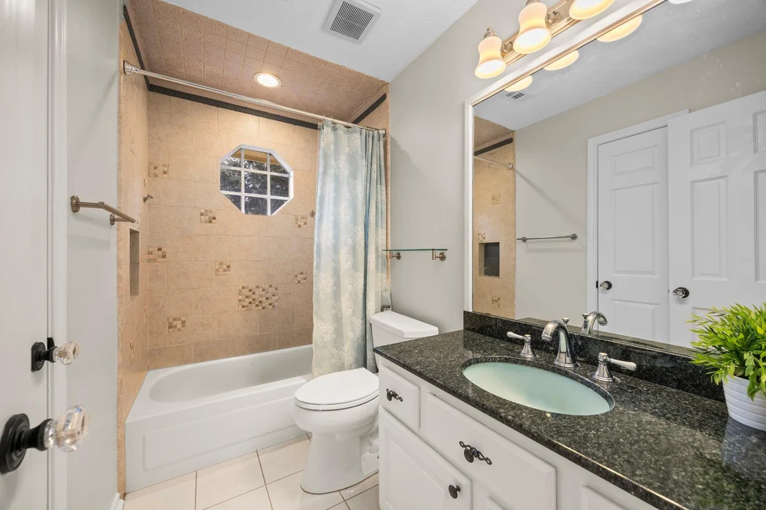 Photo of 4447 Balboa Drive