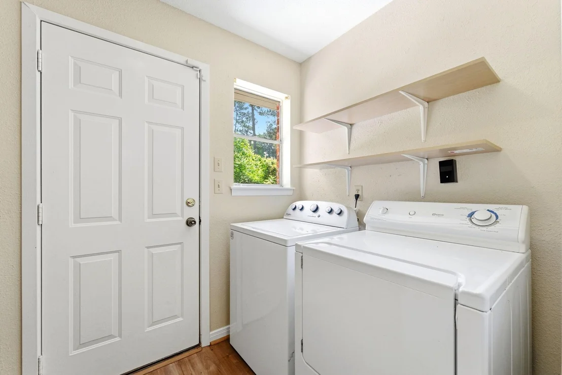 Photo of 10820 Longleaf Drive