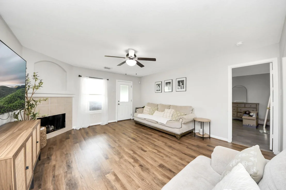 Photo of 2231 Pine Croft Drive