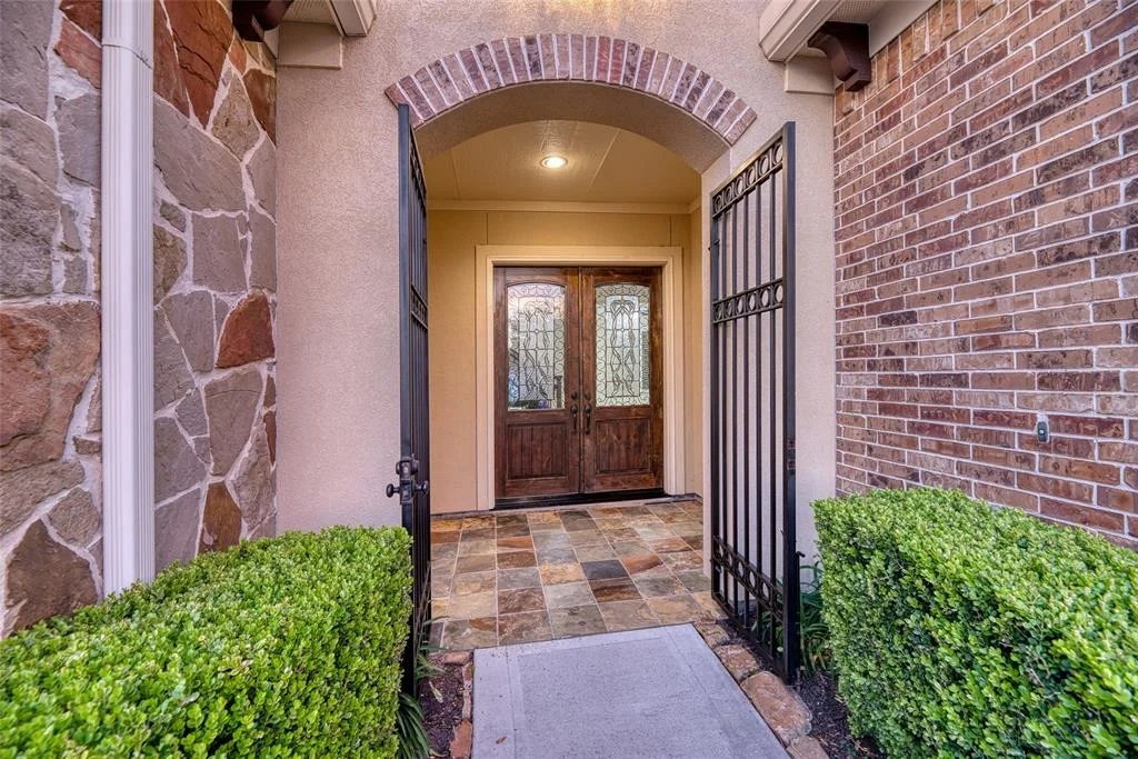 Photo of 107 Lake View Loop