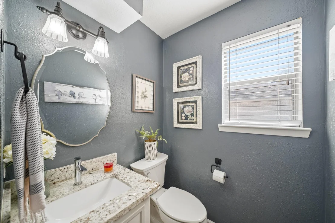 Photo of 1707 Hoyt Lane